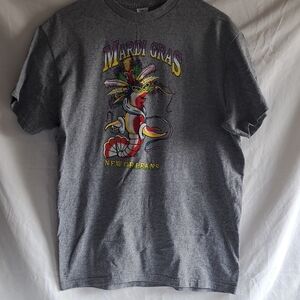 Gray Mardi Gras Graphic T-Shirt
